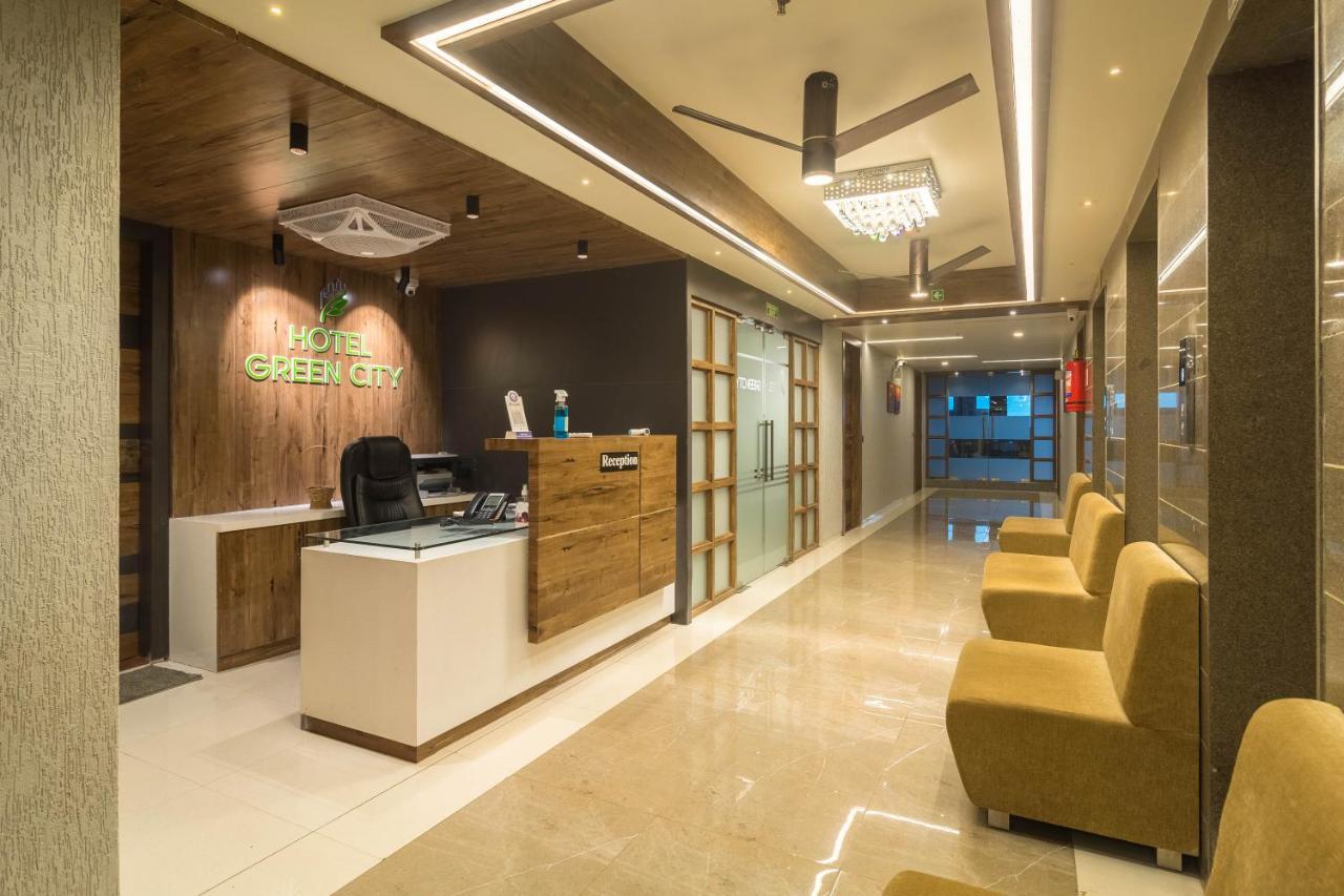Hotel Green City กันตินาการ์ ภายนอก รูปภาพ